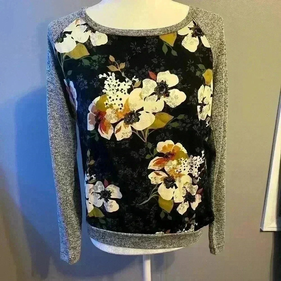 Kut From The Kloth Top Size X Small Knit Black Floral Print Beton Mixed Media - Picture 1 of 7